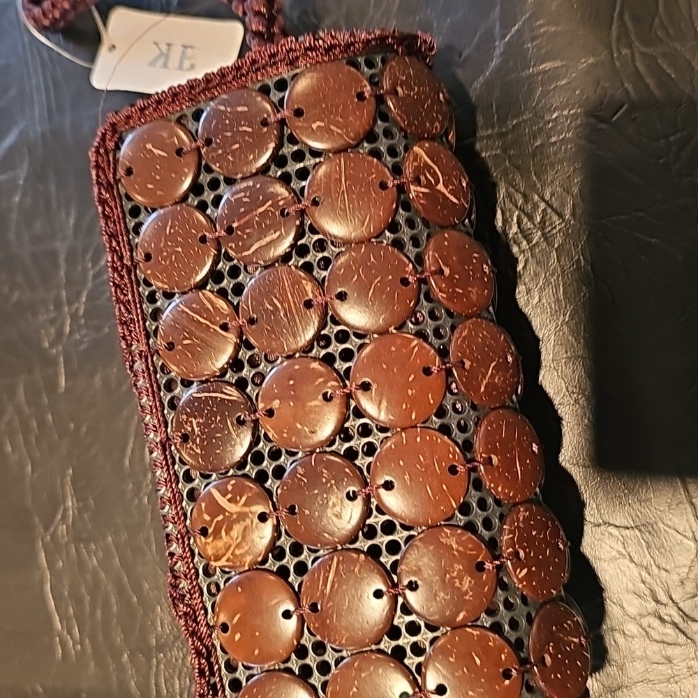 Beaded Shells Floral Clutch - Picture 4 of 7